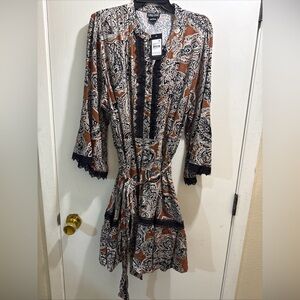 City Chic NWT  plus size Small Neutral Carmel  and Black Paisley Dress